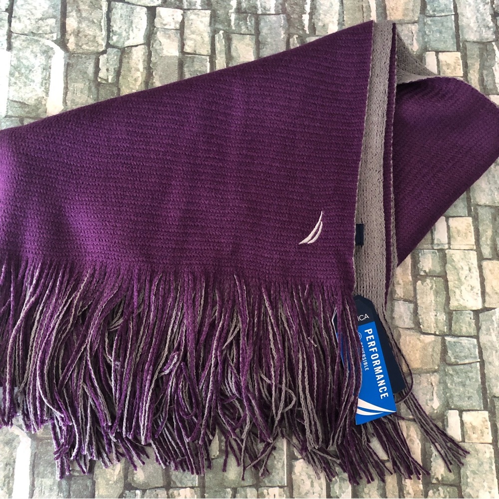Nautica Performance Reversible Scarf